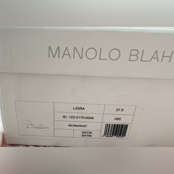 NWT Manolo Blahnik • Ligra 50MM Pleated Slingback Sandals • Cream • Satin • 37.5 - Picture 5 of 9